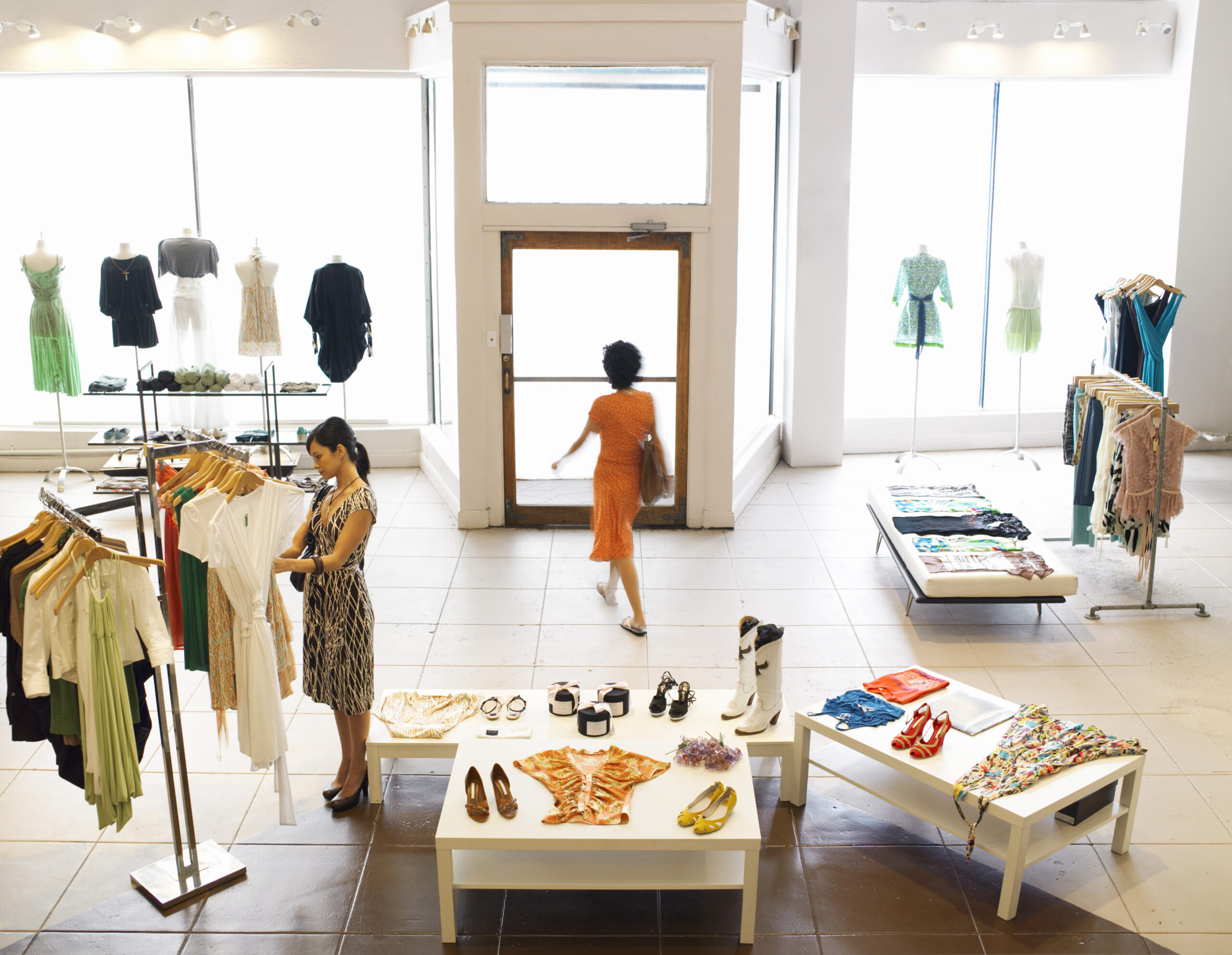 Frank Magid Sees Apparel in Department Stores Struggling